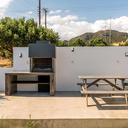 Nama Villa 250M From The Sea Makrýgialos Extérieur photo