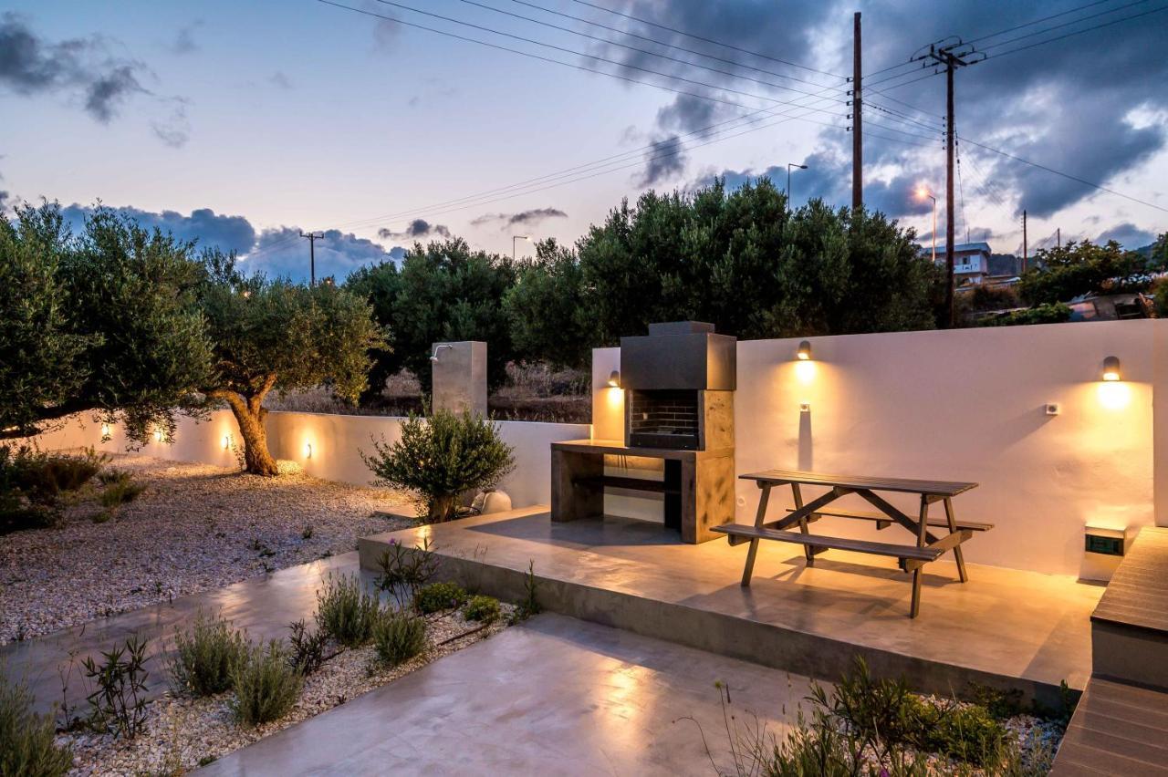Nama Villa 250M From The Sea Makrýgialos Extérieur photo